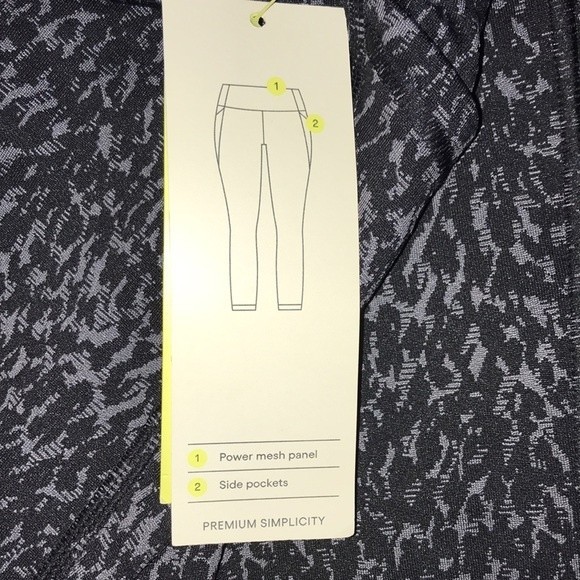 All In Motion High Rise Legging NWT - Picture 4 of 7